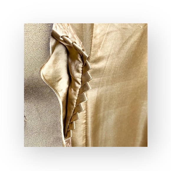 Vintage: Gentry 𖡗 Handmade 3 Button Duponi Silk Coat 𖡗 Metallic Goldenrod 𖡗 - Picture 13 of 16